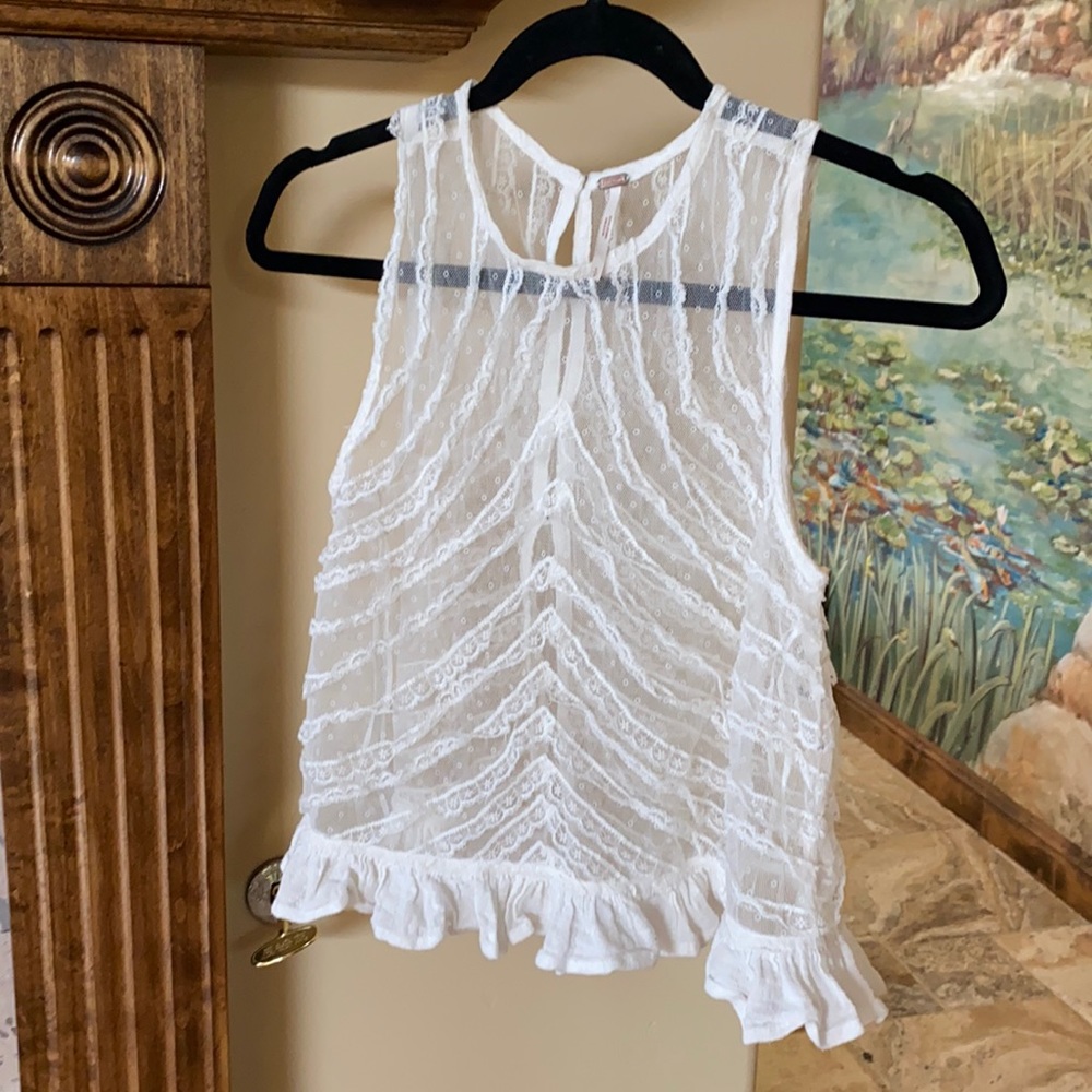 EUC Free People lace tank w ruffle and open back